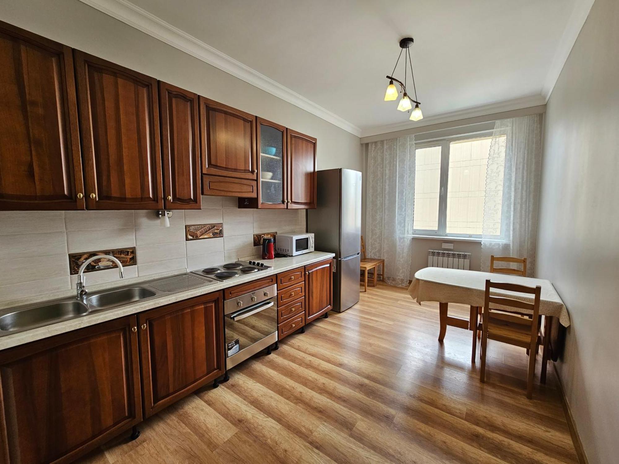 Ernaz Plus Apartments-Expo-Boulevard Nur-Sultan  Exterior photo