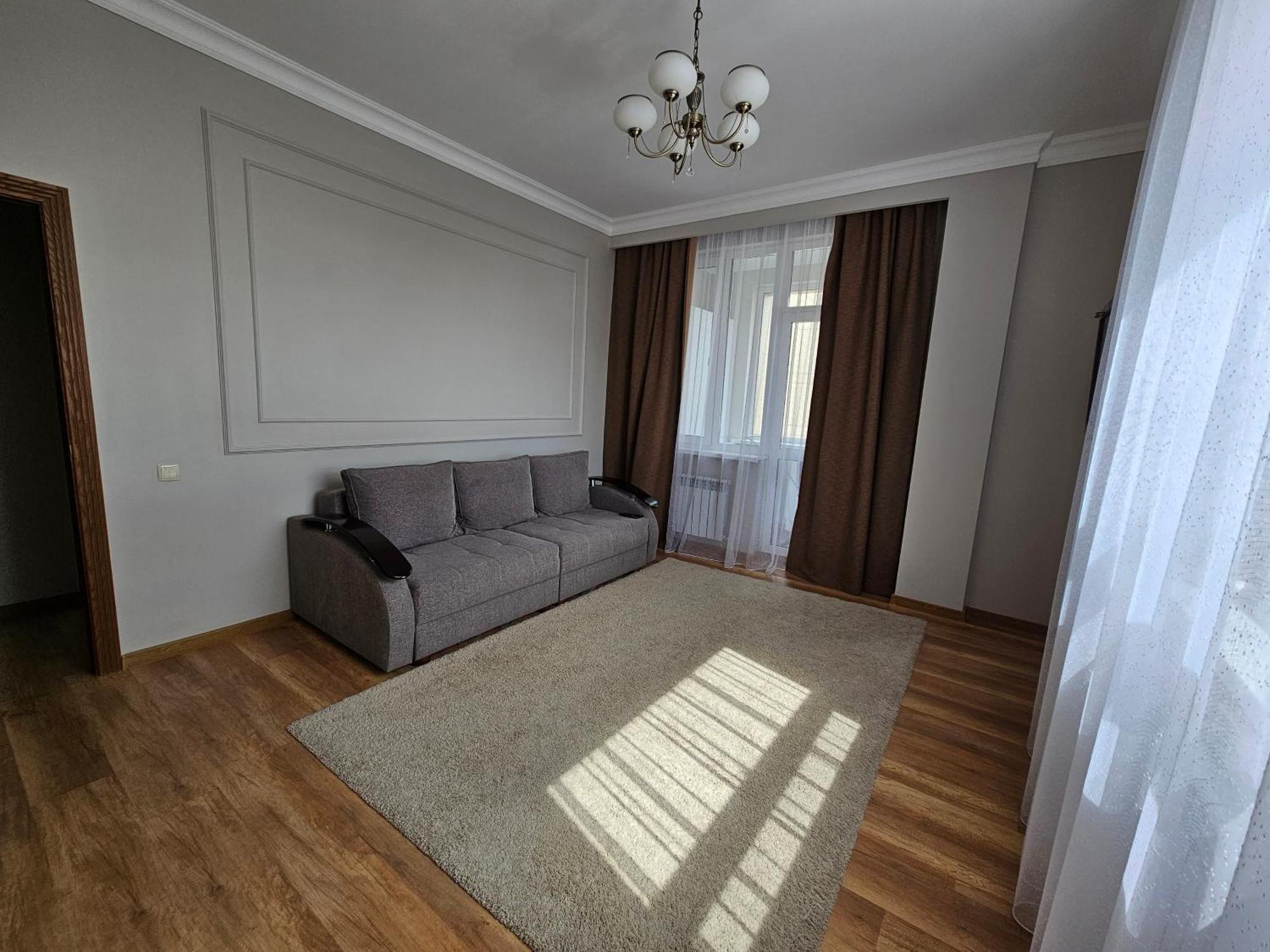 Ernaz Plus Apartments-Expo-Boulevard Nur-Sultan  Exterior photo