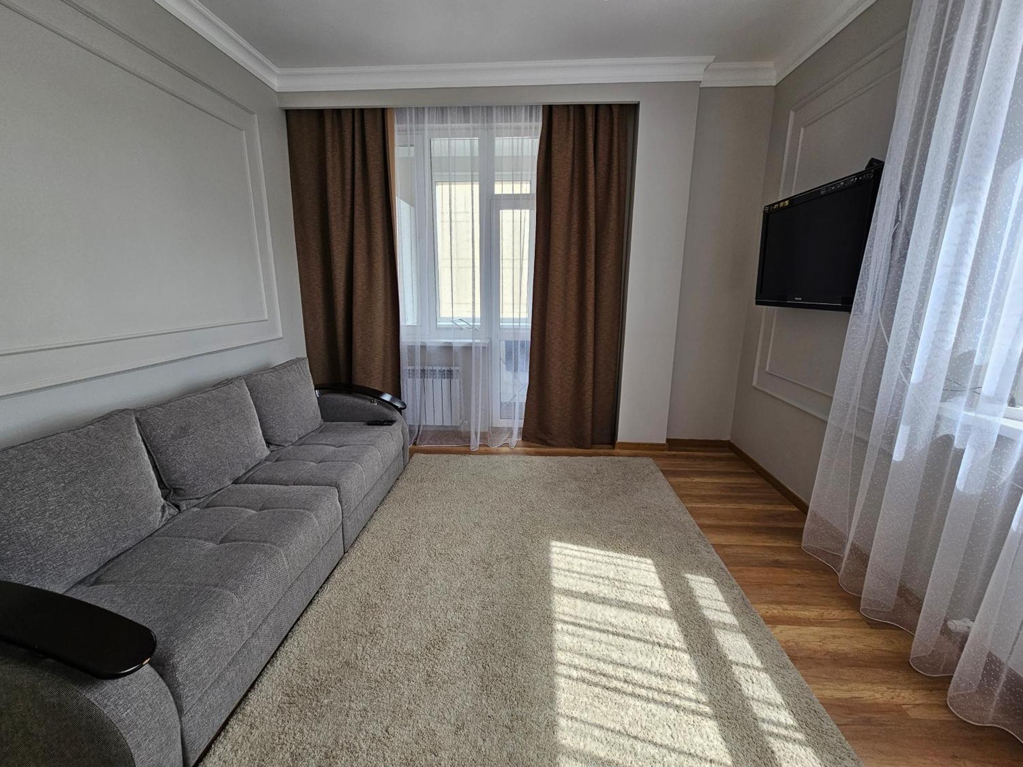 Ernaz Plus Apartments-Expo-Boulevard Nur-Sultan  Exterior photo